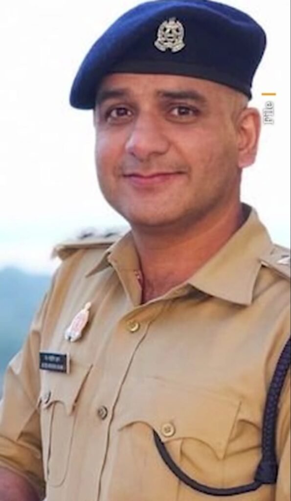 RTI ki student ke sath saadi ka jansha dekar kiya rape
