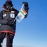 नरेंद्र सिंह यादव ने अंटार्कटिका महाद्वीप की सबसे ऊंची चोटी विन्सन मैसिफ पर तिरंगा लहराया