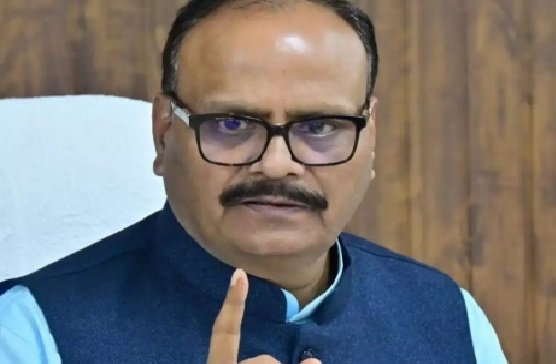 उच्चाधिकारियों के आदेशों की अवहेलना पर डिप्टी सीएम ने हटाए कई चिकित्सा अधिकारी