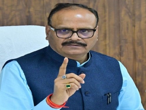 भ्रष्टाचार के आरोप में हटाए अयोध्या मेडिकल कॉलेज के प्रधानाचार्य ब्रजेश पाठक