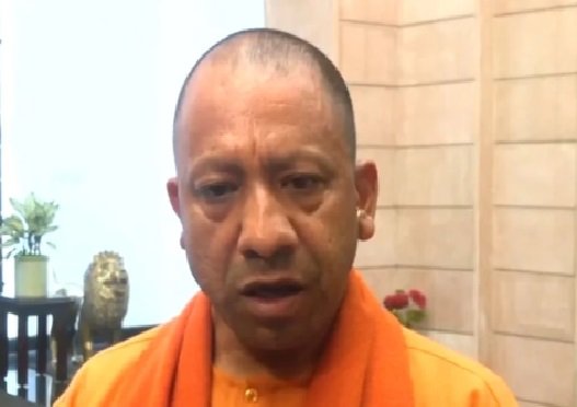 मारे गए लोगों के परिजनों को 25 लाख रुपए की आर्थिक सहायता देने की घोषणा की।