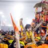 अखाड़ों के आचार्य मण्डलेश्वर महामण्डलेश्वर अपने रथों पर सवार हो कर पहुचें करने अमृत स्नान