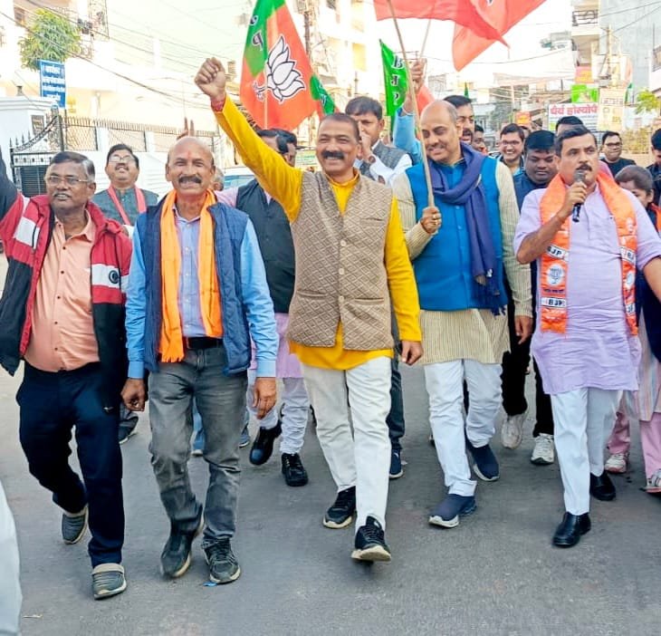 दिल्ली और मिल्कीपुर उत्तर प्रदेश में अपने जानदार जीत