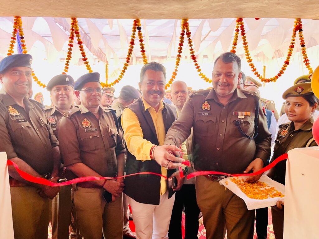 पुलिस अधीक्षक द्वारा क्षेत्राधिकारी कैसरगंज कार्यालय के नवीनीकृत भवन का किया गया उद्घाटन