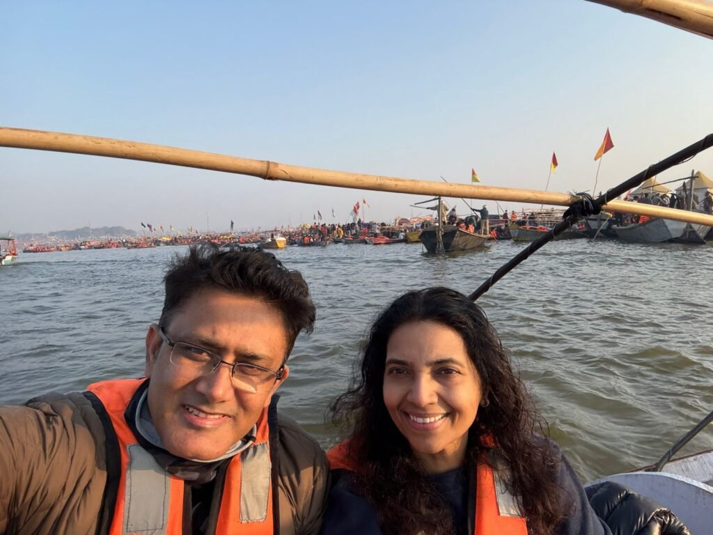 महाकुम्भ की आस्था में ओतप्रोत नजर आए अनिल कुंबले त्रिवेणी संगम में किया पावन स्नान