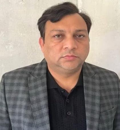रिश्वत लेते पकड़ा गया असिस्टेंट कमिश्नर विजिलेंस टीम ने मुरादाबाद से किया गिरफ्तार