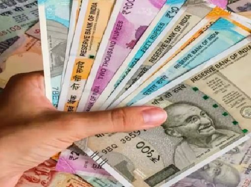 बाजार में जल्द 100 व 200 के नये नोट आयेंगे