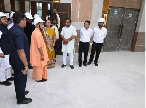 समय से पूरा हो कन्वेंशन सेंटर और मेट्रो स्टेशन का कार्य