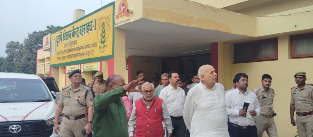 कृषि विज्ञान केन्द्र घाघराघाट व बहराइच का कृषि मंत्री ने किया निरीक्षण