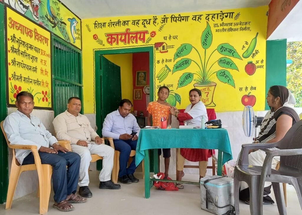प्राथमिक विद्यालय बौंडी फतेउल्लापुर में डिप्थीरिया टीका